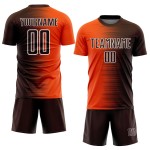 Maglia da calcio personalizzata con stampa a sublimazione con gradiente marrone-arancio-bianco